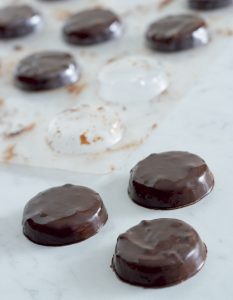 D02C10008_formePiene3